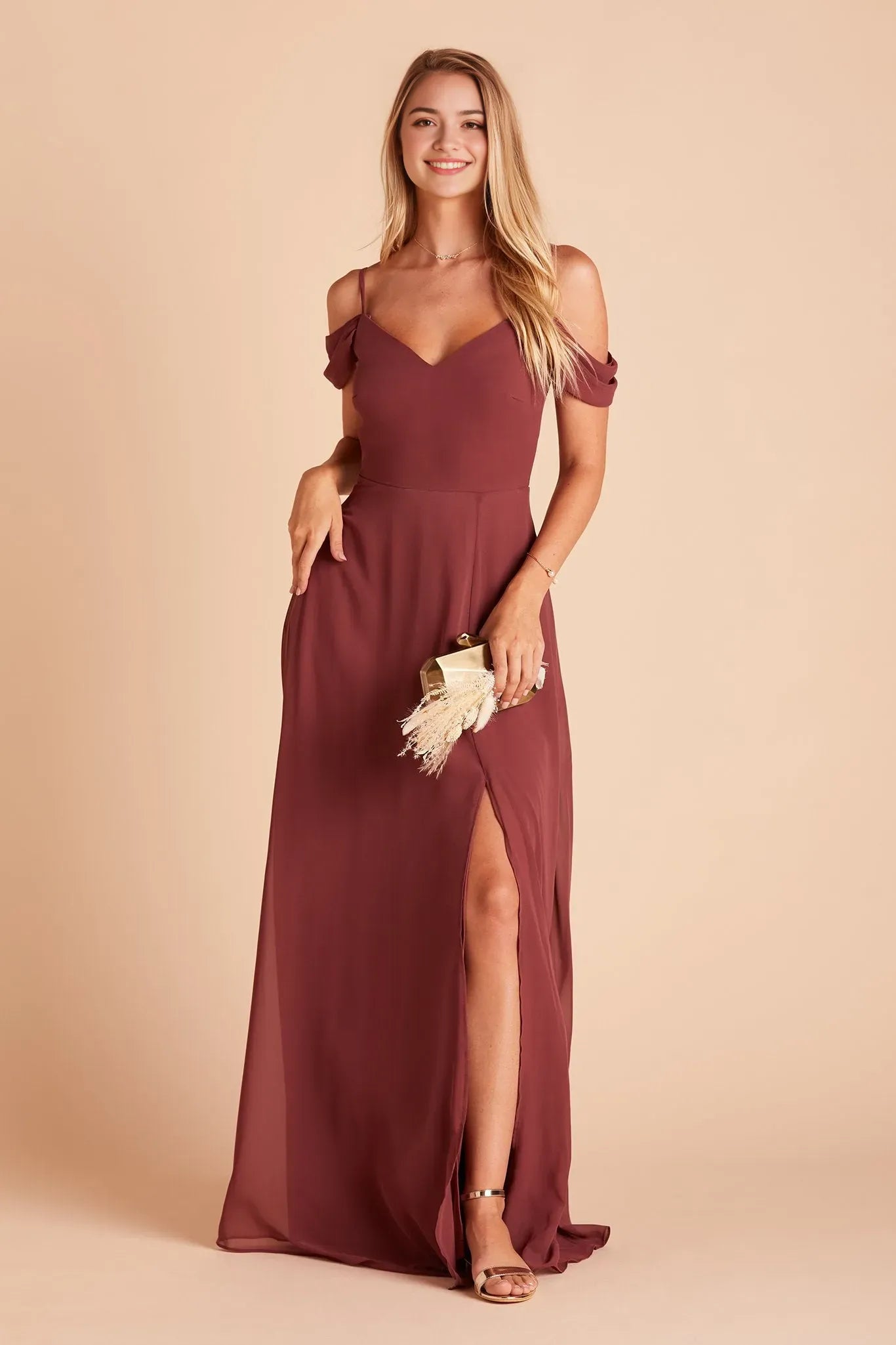 Burgundy Edgy Burgundy Cold Shoulder Prom Dress V Neck High Side Slit for Contemporary Runway - Inspi Formal Events