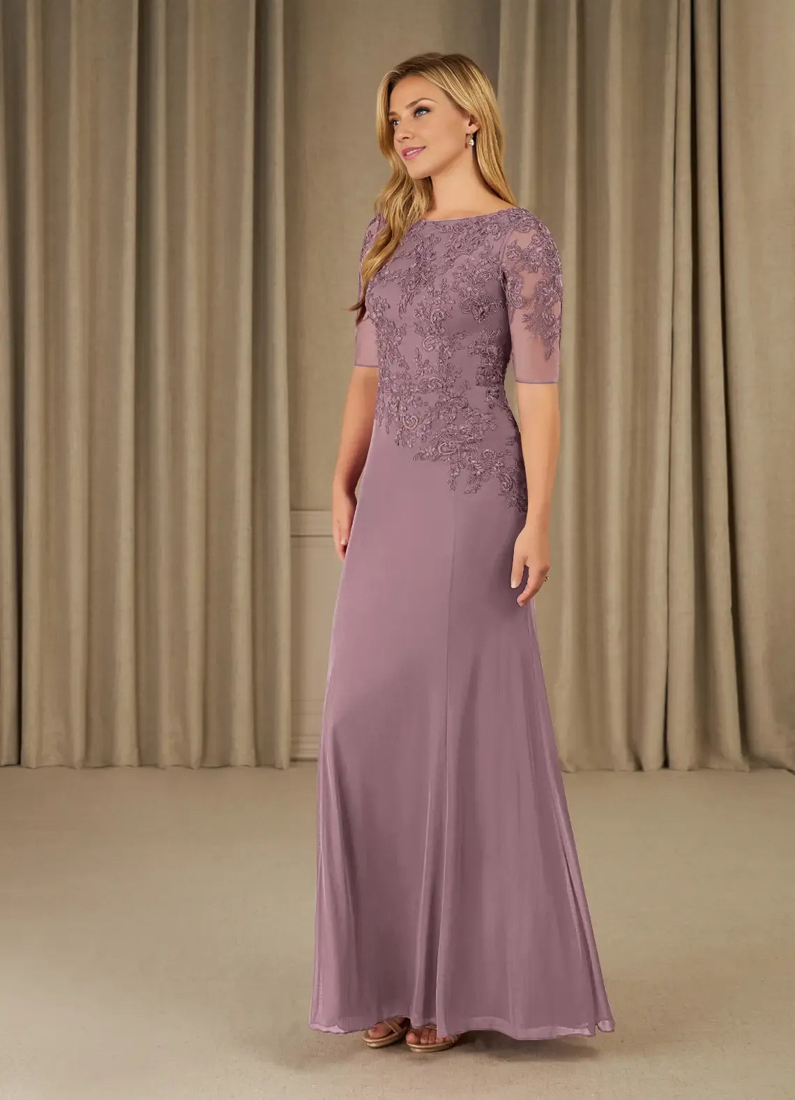 Elegant Lavender Chiffon Mermaid Scoop Neck Short Sleeve Floor-Length Mother of the Bride Dress