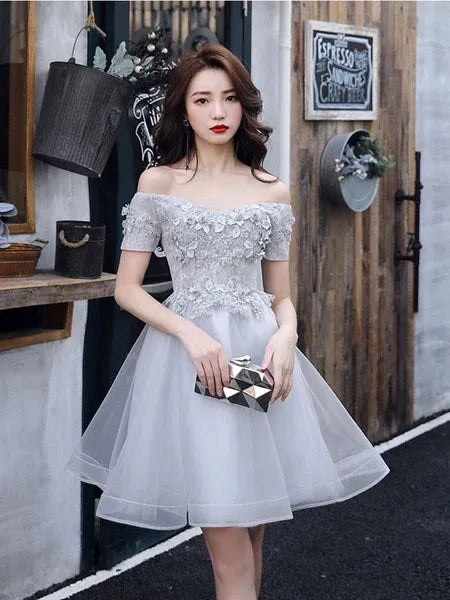 Off-Shoulder Floral Applique TulleGrey Mini Homecoming Dress
