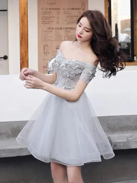 Off-Shoulder Floral Applique TulleGrey Mini Homecoming Dress