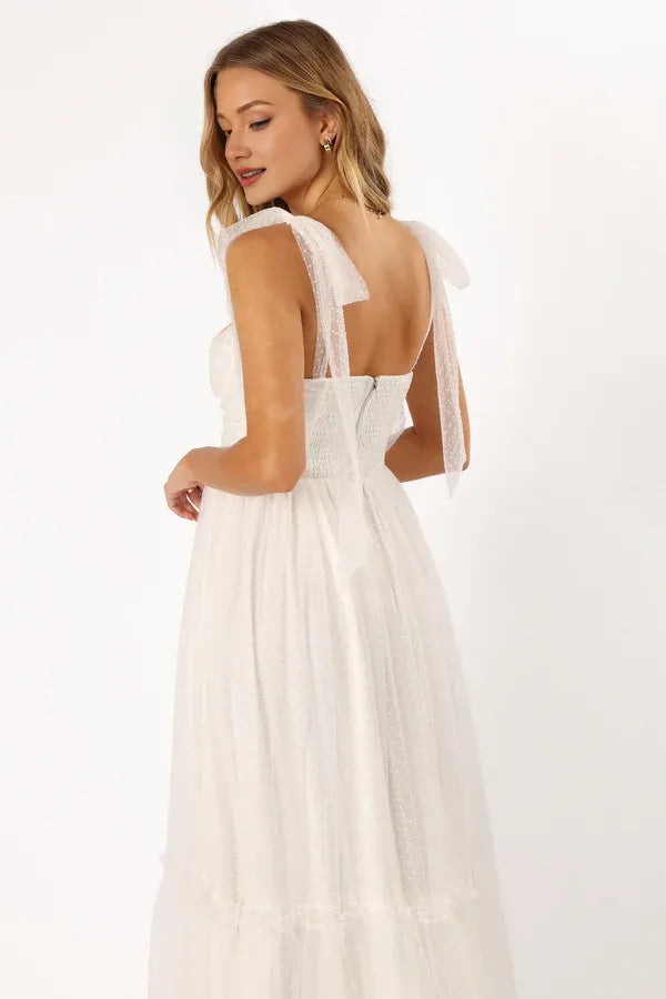 Special Occasion Sophisticated Graceful Stylish Elegant White Tulle A-Line Sleeveless Prom Dress