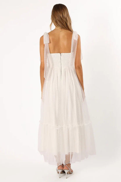 Special Occasion Sophisticated Graceful Stylish Elegant White Tulle A-Line Sleeveless Prom Dress