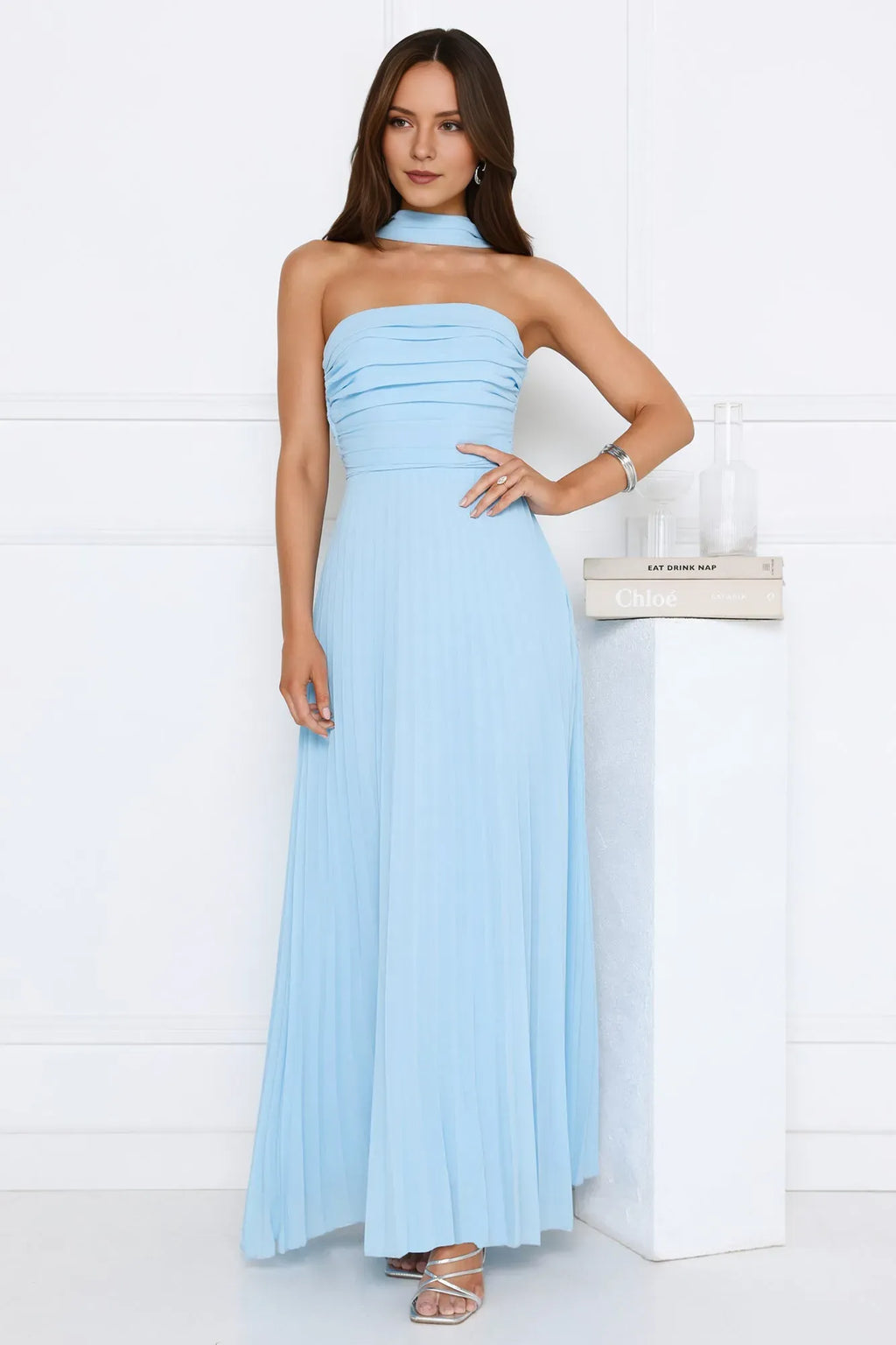 Straight Neck Sleeveless Lace-Up Back Floor-Length Pleated Prom Dresses With Scarf
