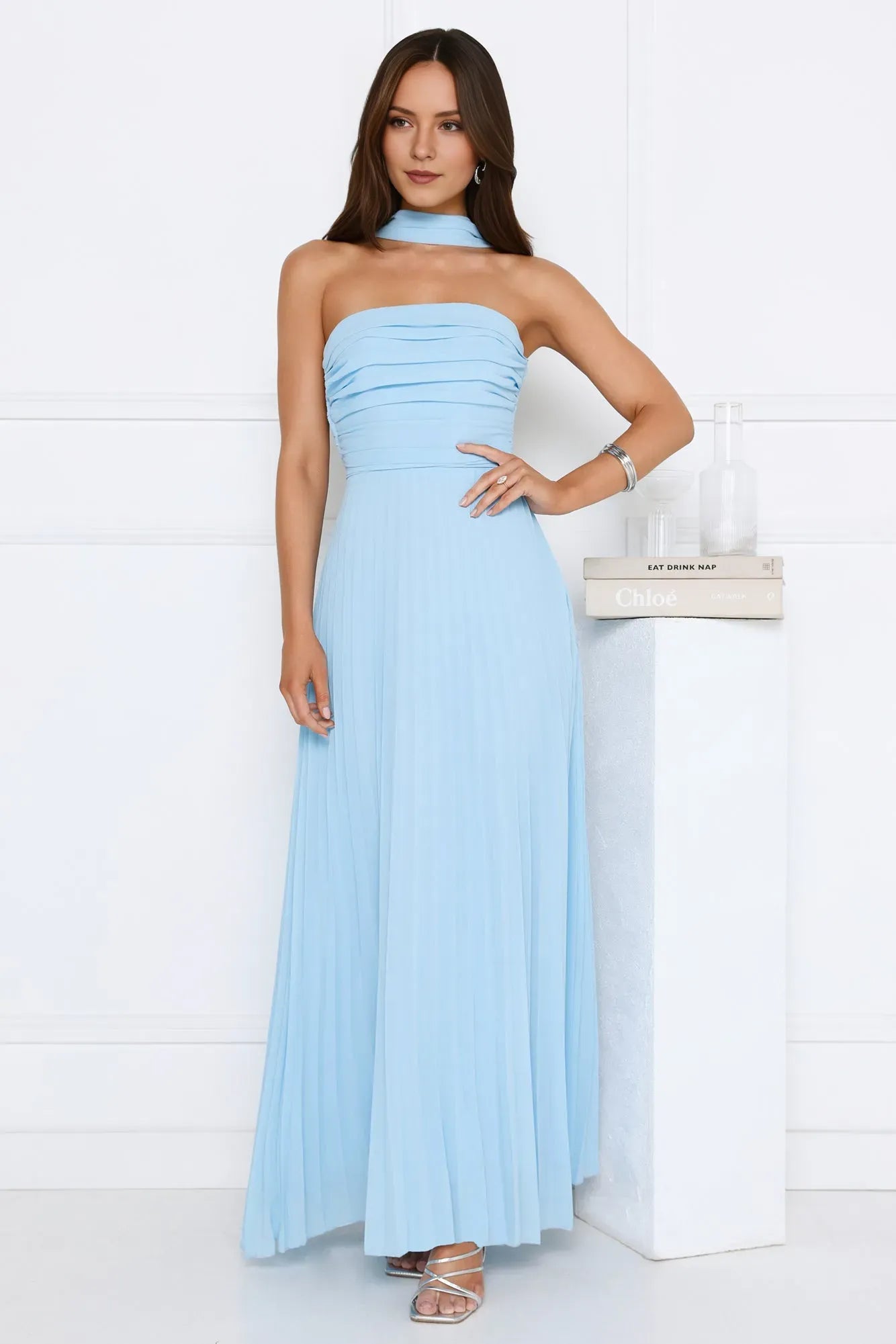 Straight Neck Sleeveless Lace-Up Back Floor-Length Pleated Prom Dresses With Scarf