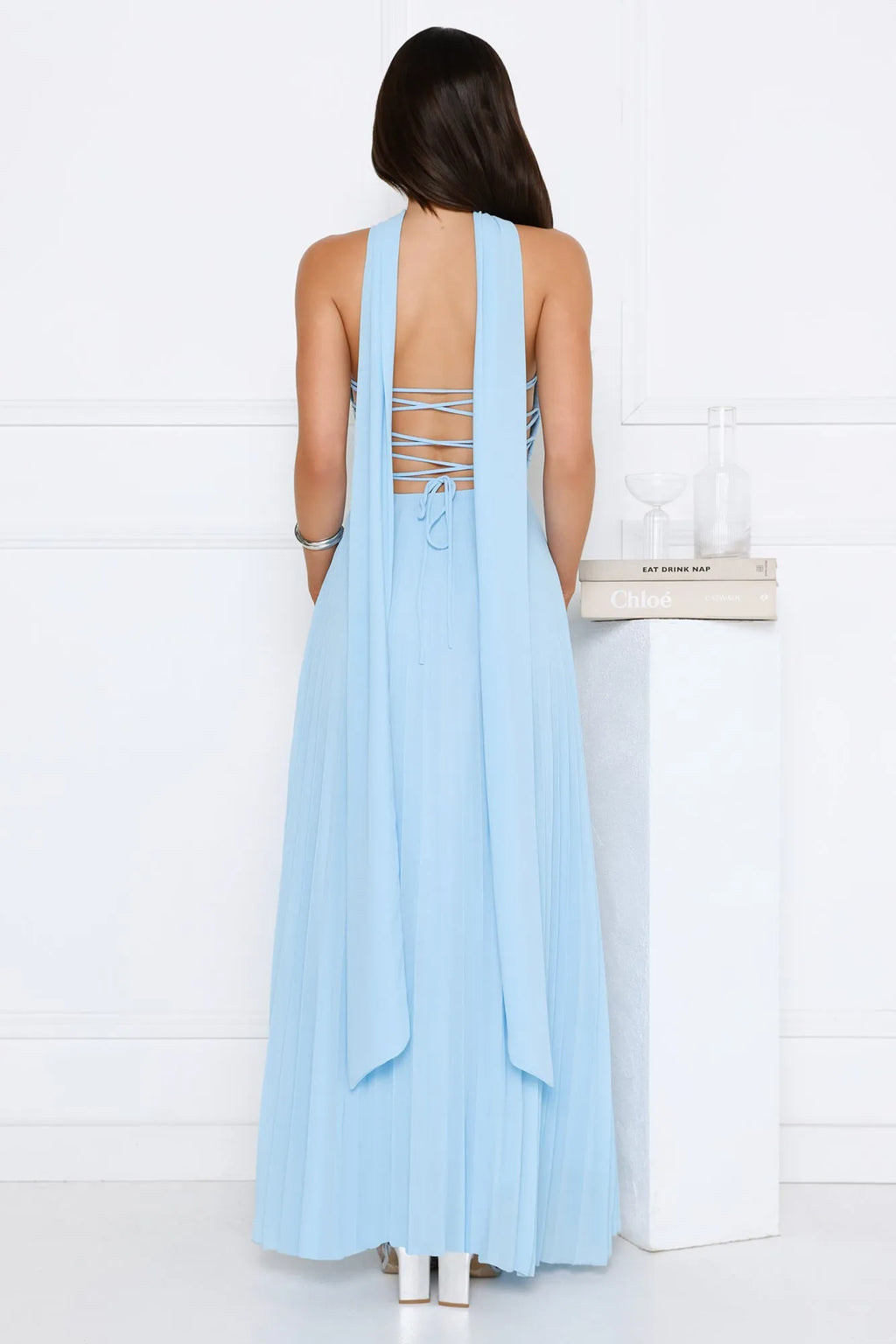 Straight Neck Sleeveless Lace-Up Back Floor-Length Pleated Prom Dresses With Scarf