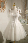 White Sweetheart Neck Mini Homecoming Dress