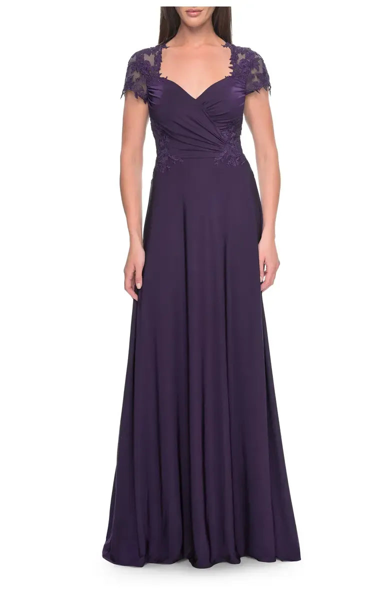Elegant Red Lace A-Line Sweetheart Short Sleeve Floor-Length Mother of the Bride Dress