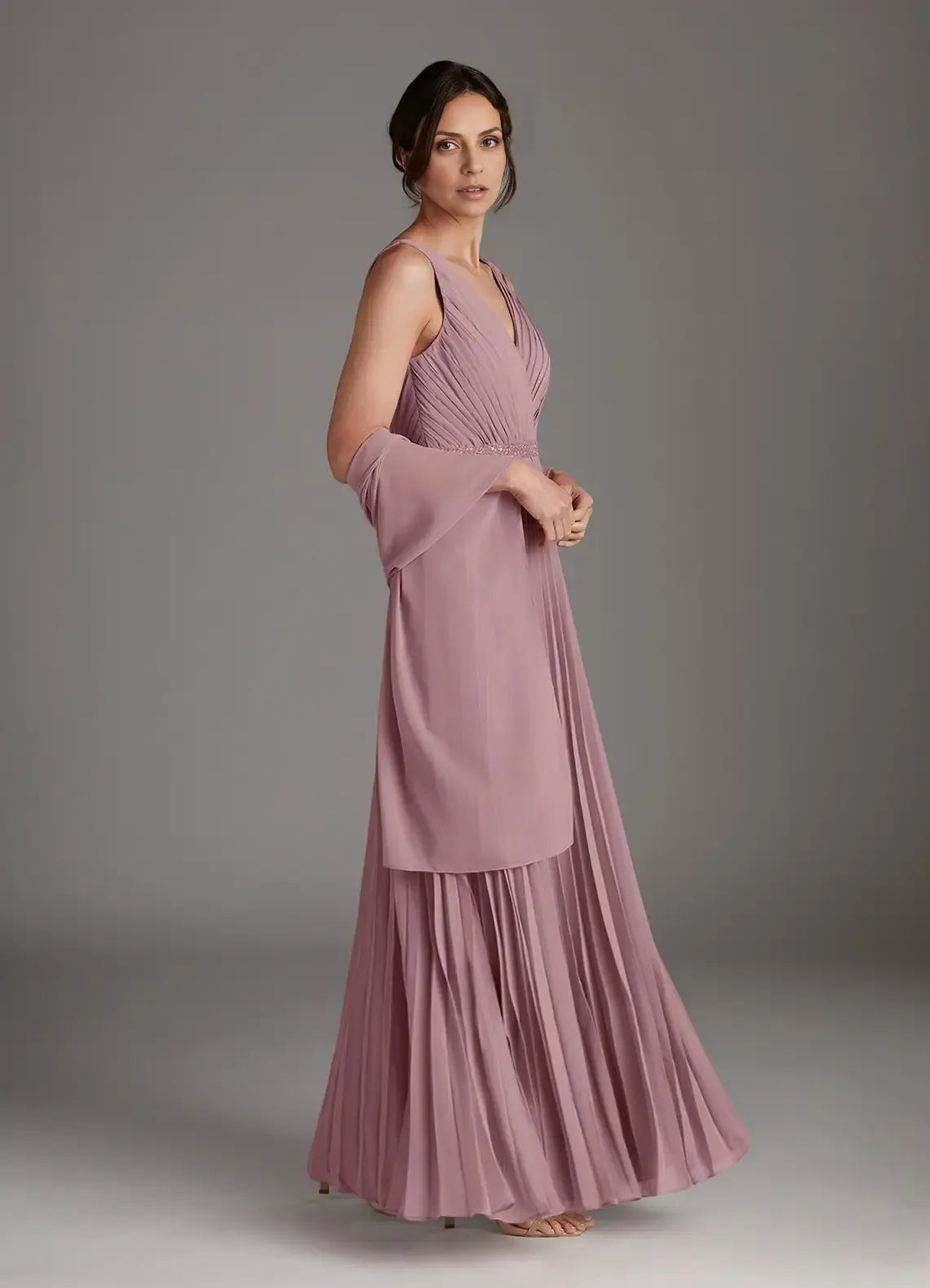 Elegant Dusty Rose Chiffon A-Line V-Neck Sleeveless Floor-Length Mother of the Bride Dress