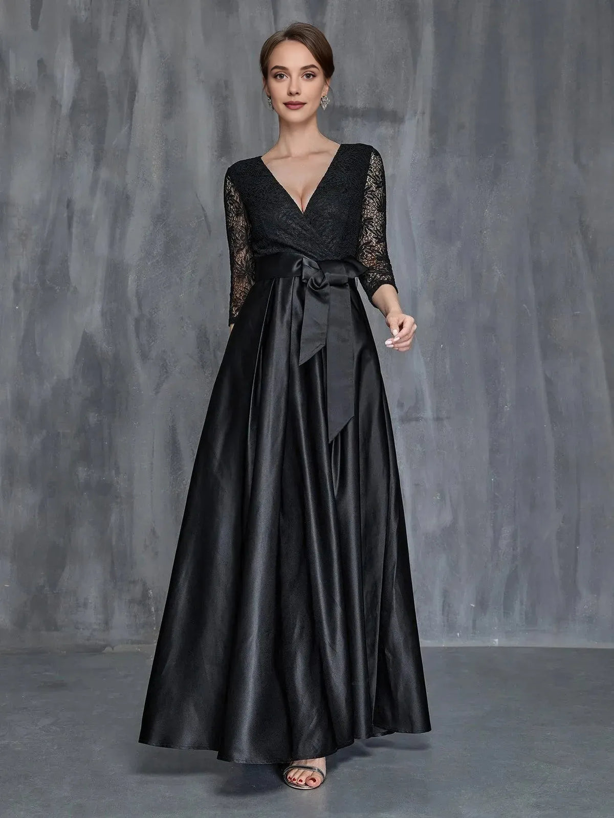 Stylish Refined Beautiful Elegant Black Satin A-Line Long Sleeve Floor-Length Prom Dress