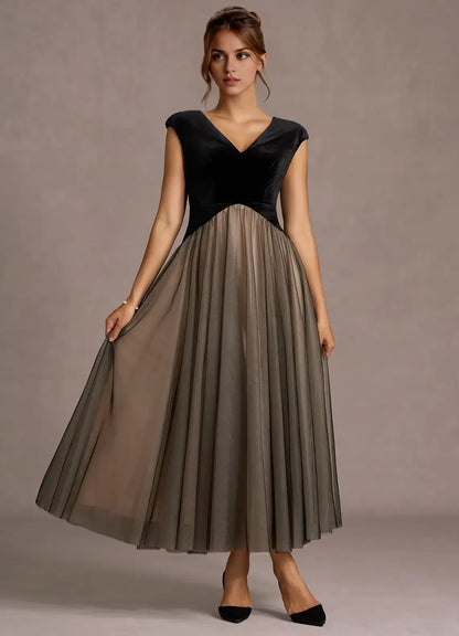 Special Occasion Sophisticated Graceful Stylish Refined Elegant Black Tulle A-Line Sleeveless Evening Dress