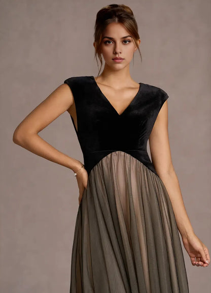 Special Occasion Sophisticated Graceful Stylish Refined Elegant Black Tulle A-Line Sleeveless Evening Dress