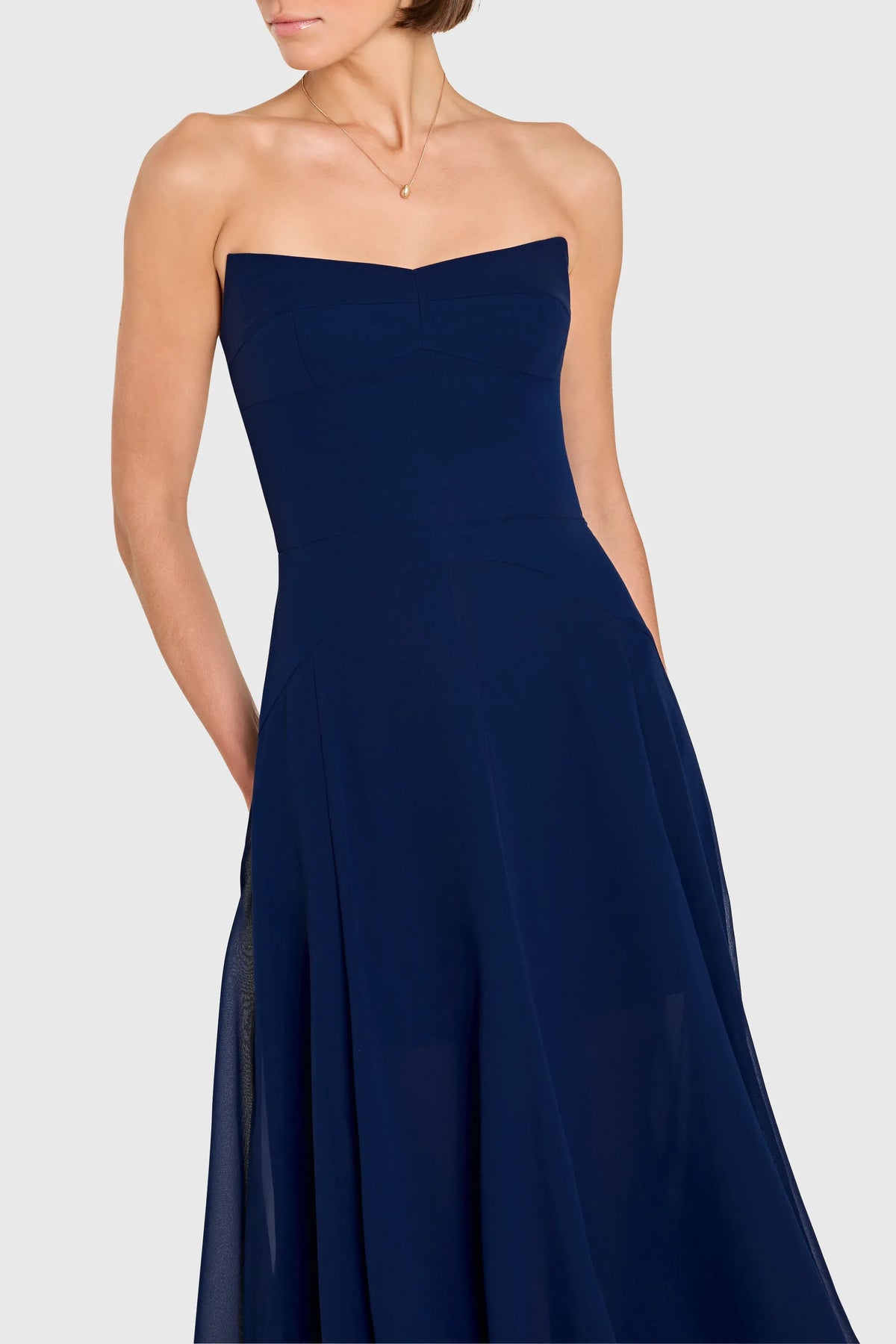 Timeless Chic Elegant Navy Blue Chiffon A-Line Strapless Ruffle Midi Prom Dress