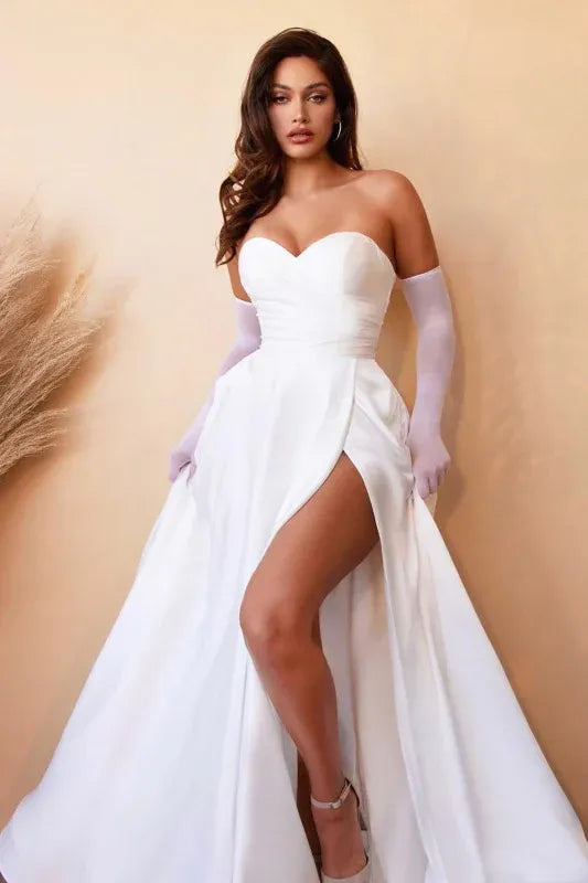 White Sweetheart Sleeveless Ruched Floor-length Prom Dress