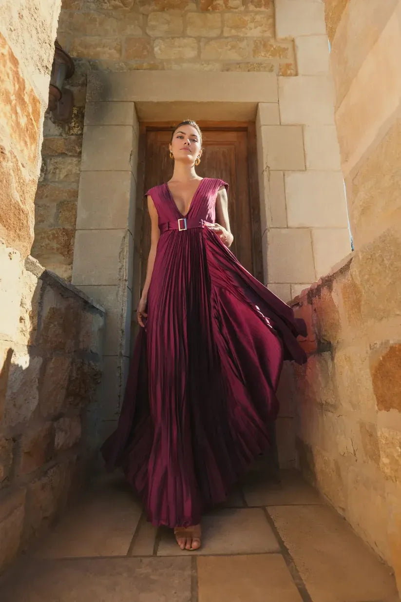 Special Occasion Sophisticated Graceful Stylish Refined Elegant Red Satin Floor-Length Prom Dress