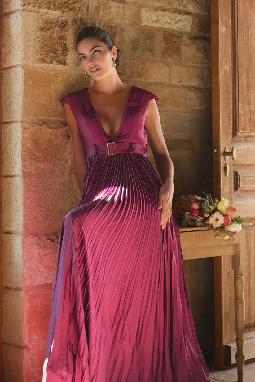 Special Occasion Sophisticated Graceful Stylish Refined Elegant Red Satin Floor-Length Prom Dress