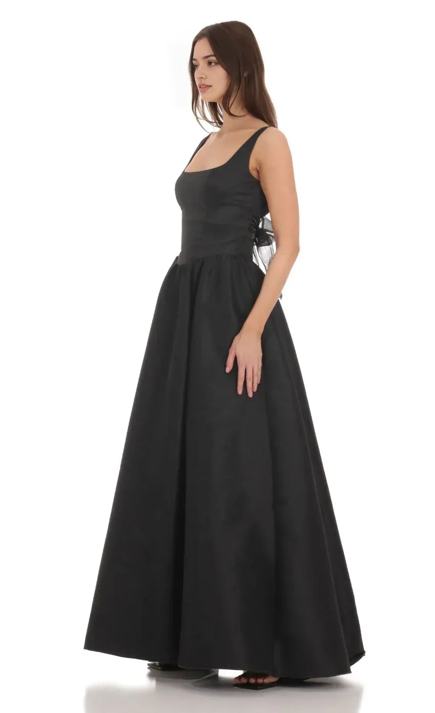 Black Prom Dress with Square Neckline Wide Straps and Ball Gown Silhouette Perfect for Formal Prom Nights