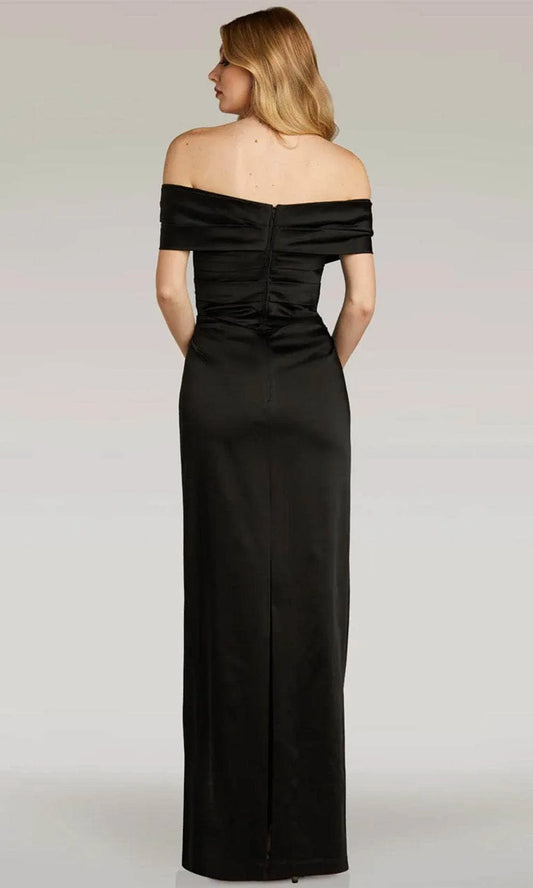 Luxurious Black A-Line Classic-Neck Classic-Sleeve Classic-Back Floor-Length Wedding Dress