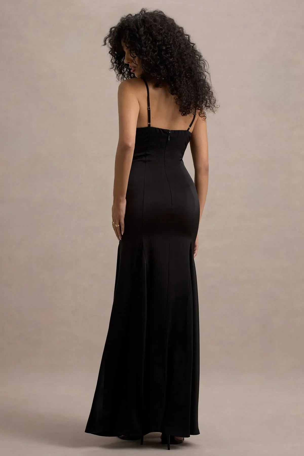 Black Prom Dress with Spaghetti Straps V - Neckline and Flared Mermaid Hem for Formal Occasions