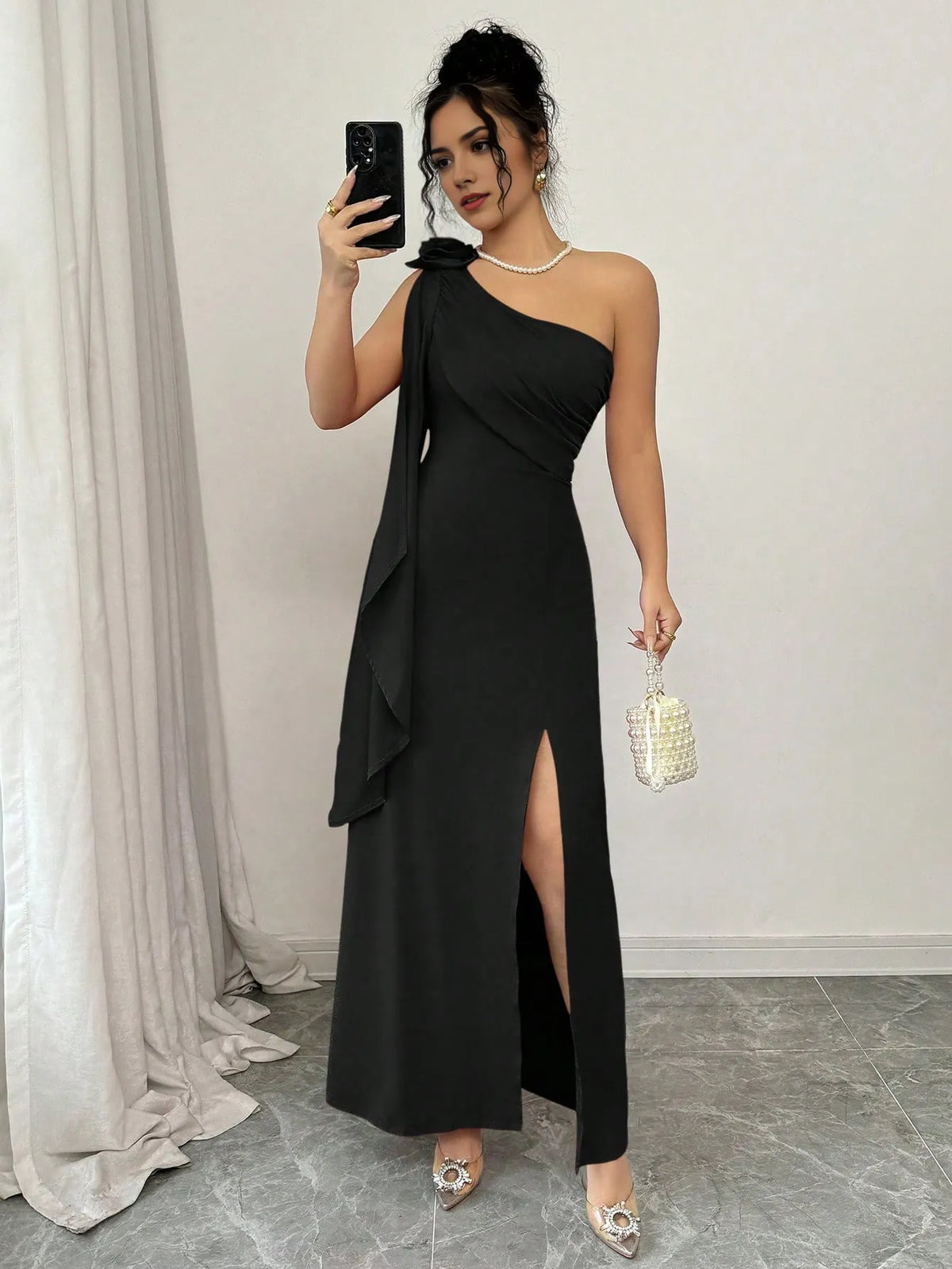 Black Sheath One-Shoulder Sleeveless Floor-Length Drape Detail Slit Prom Dress