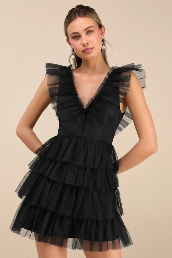 Black Homecoming Dress with V - Neck Ruffled Shoulders and Tiered Skirt ¨C Perfect for Teen Girls' School Dance Formal Occasions Flattering Silhouette Romantic Fabric, Ideal for Memorable Homecoming Moments