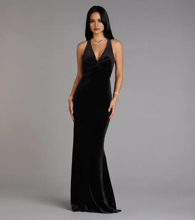 Black halter neckline Plunge Neck Open-Back mermaid Prom dress