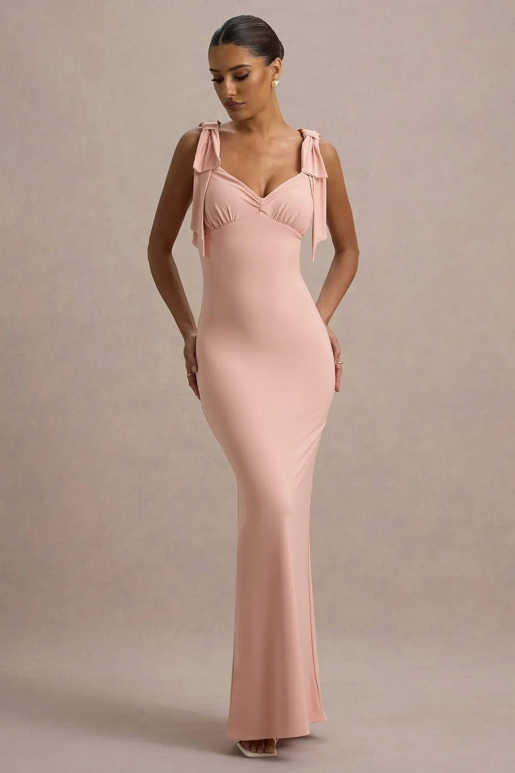 Blush Pink Mermaid Gown with Prom Dresses Detailed Shoulder Straps and Sweetheart Neckline A Timeless Choice for Romantic Balls and Graceful Galas