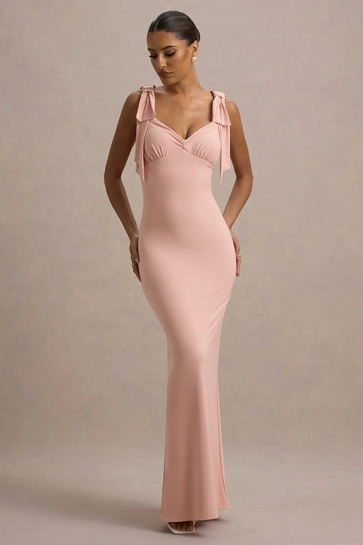 Blush Pink Mermaid Gown with Prom Dresses Detailed Shoulder Straps and Sweetheart Neckline A Timeless Choice for Romantic Balls and Graceful Galas