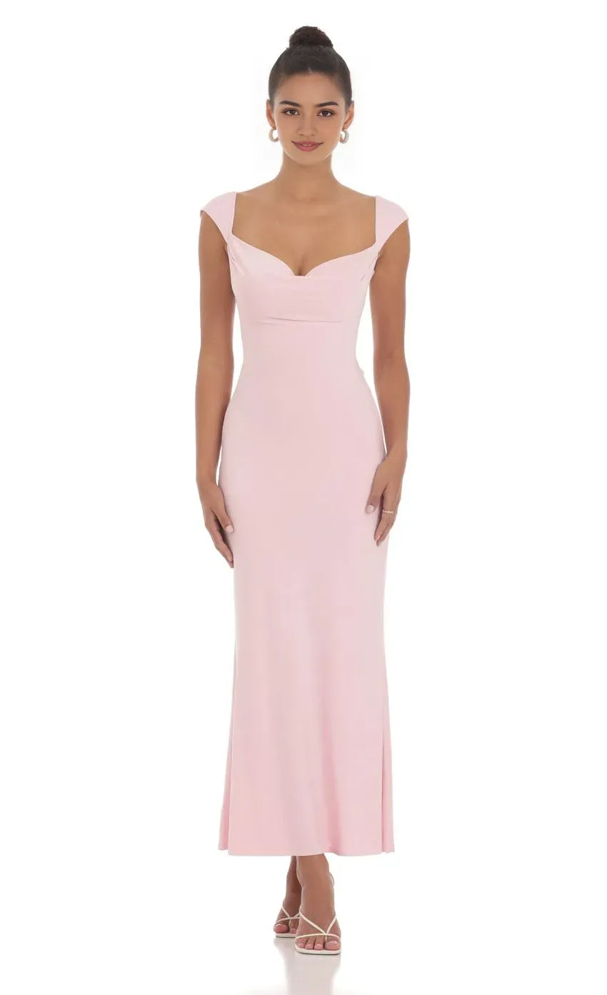 Blush Pink Prom Dress with Cap Sleeves Sweetheart Neckline Bodycon Fit Perfect for Retro Inspired Prom Nights