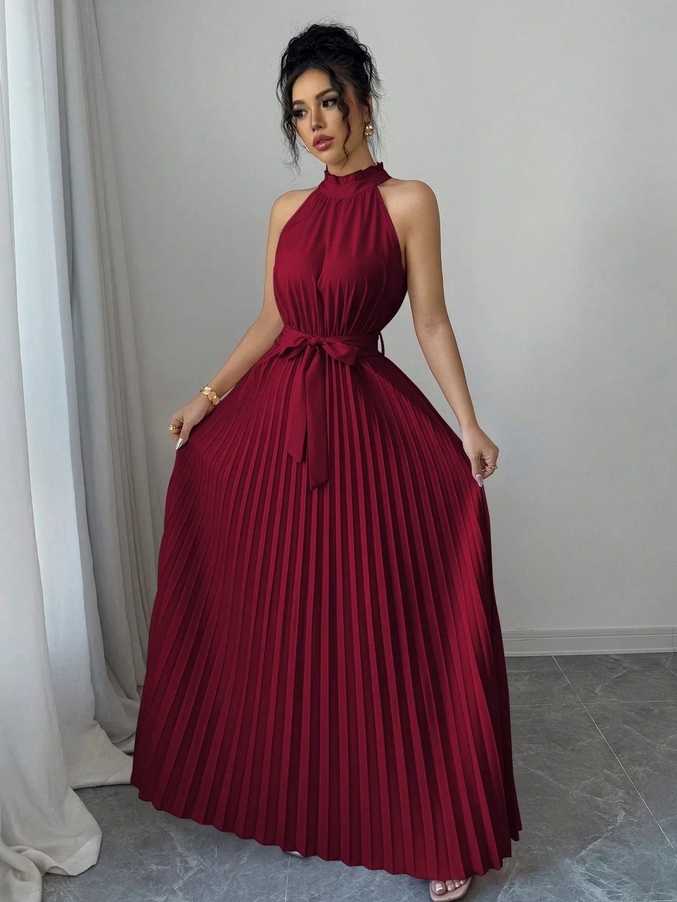 Burgundy A-Line Halter-Neck Sleeveless Keyhole-Back Floor-Length Pleated Ruffle Prom Dresses