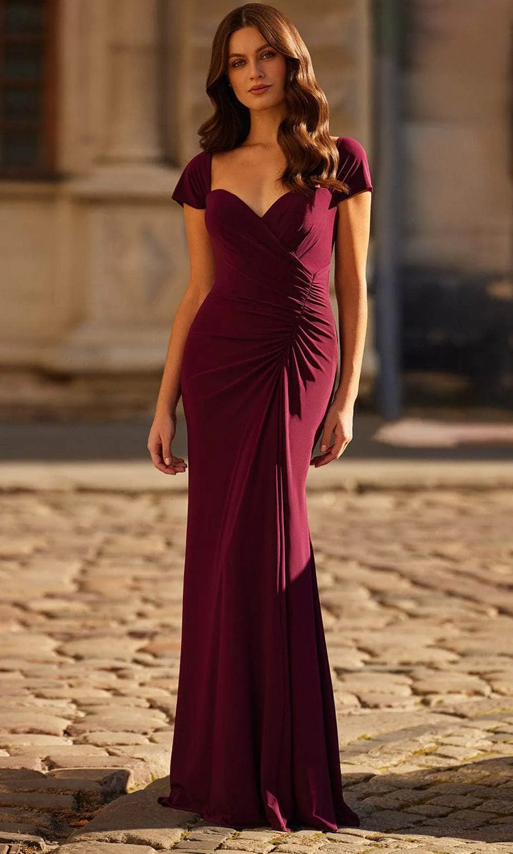 Burgundy Evening Gown featuring Cap Sleeves Sweetheart Neckline and Ruched Design to Elevate Your Night