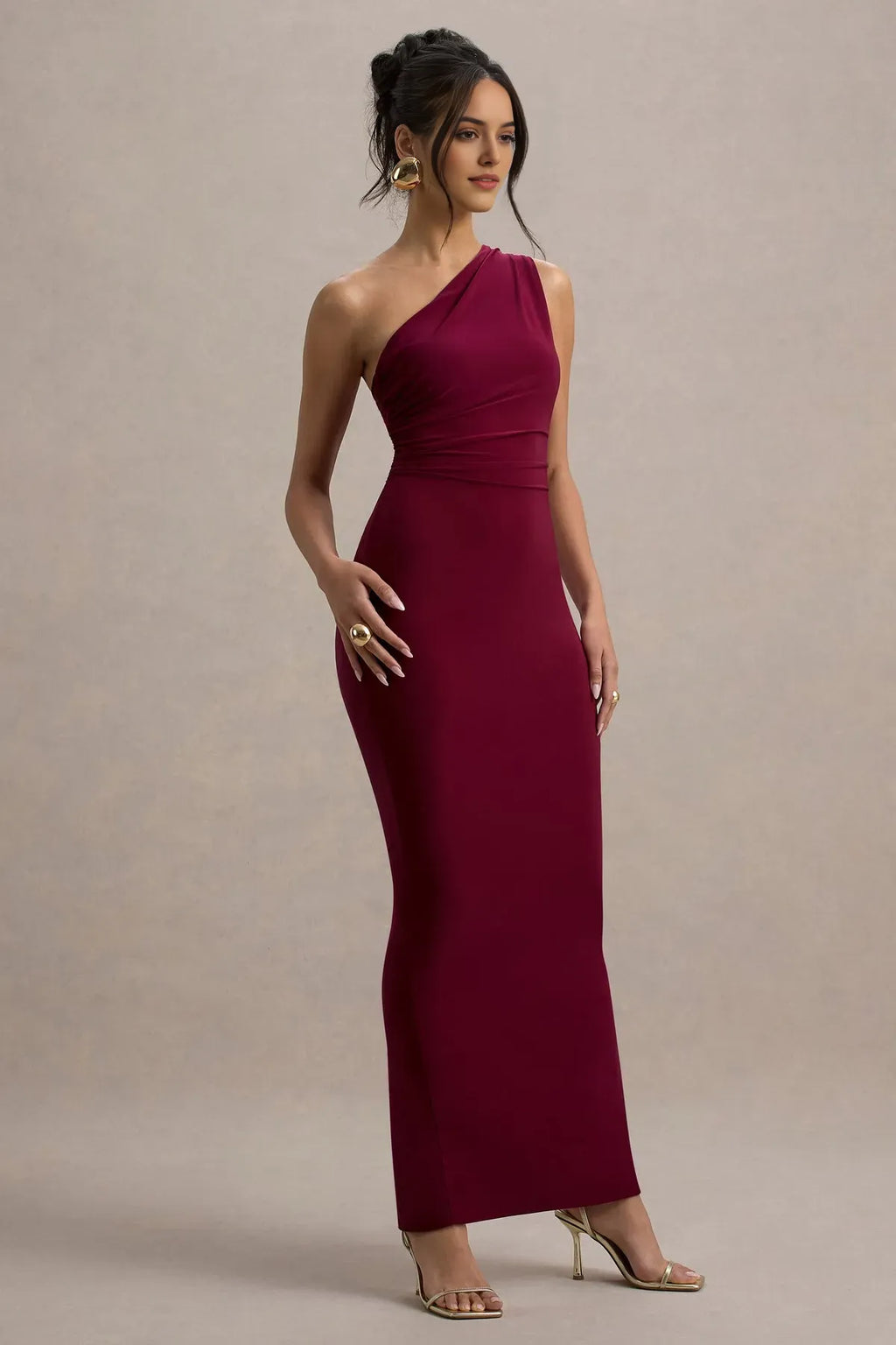 Burgundy One - Shoulder Prom Dress with Ruched Bodice and Body - Hugging Silhouette for Sophisticated Evenings