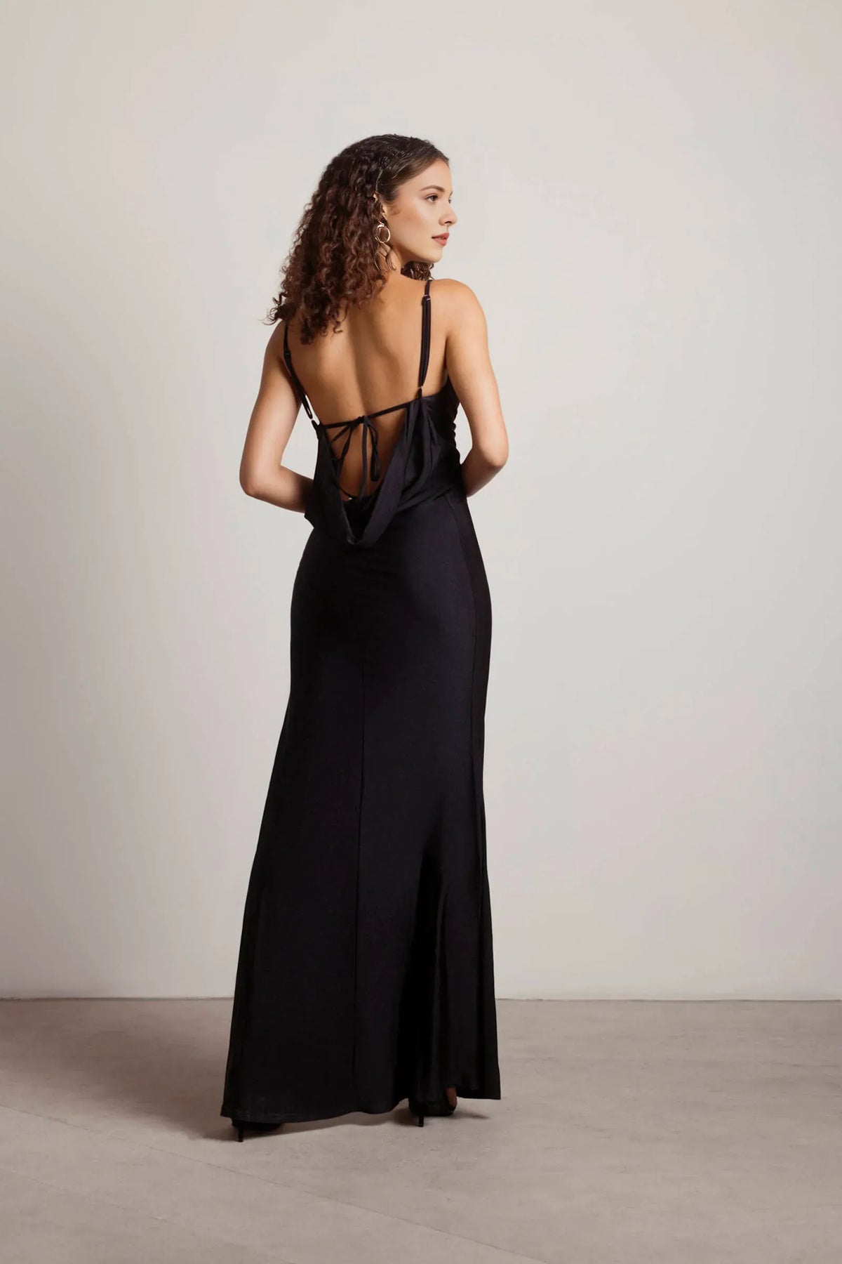 Burgundy Sheath Cowl Neck Sleeveless Open Back Lace-Up-Back High-Slit Ankle-Length Prom Dresses