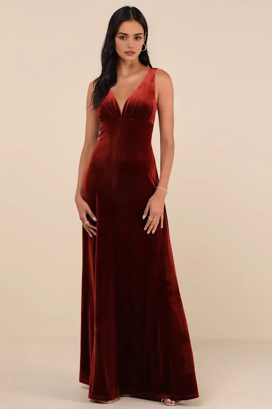 Burgundy Evening Dresses with Deep V - Neck Ruched Bodice A Timeless Choice for Retro Chic Events
