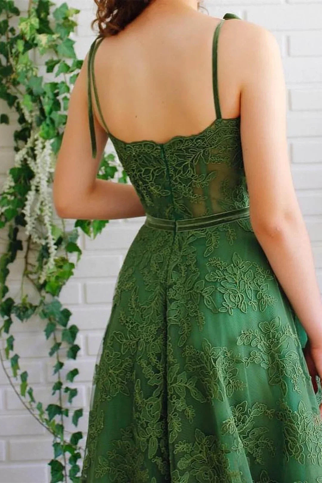 Green Charming A-Line Spaghetti Strap Party Dress