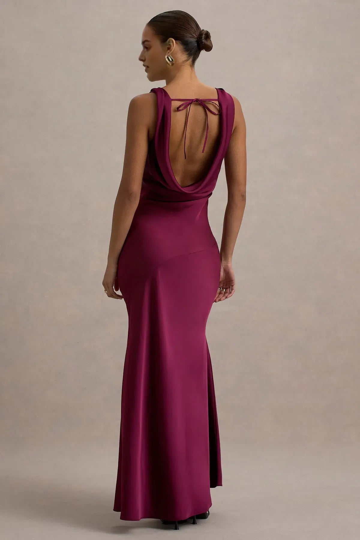 Burgundy Cowl Neck Sleeveless Prom Dress Mermaid Style Evening Gown with Asymmetric Seam Detail for Formal Galas