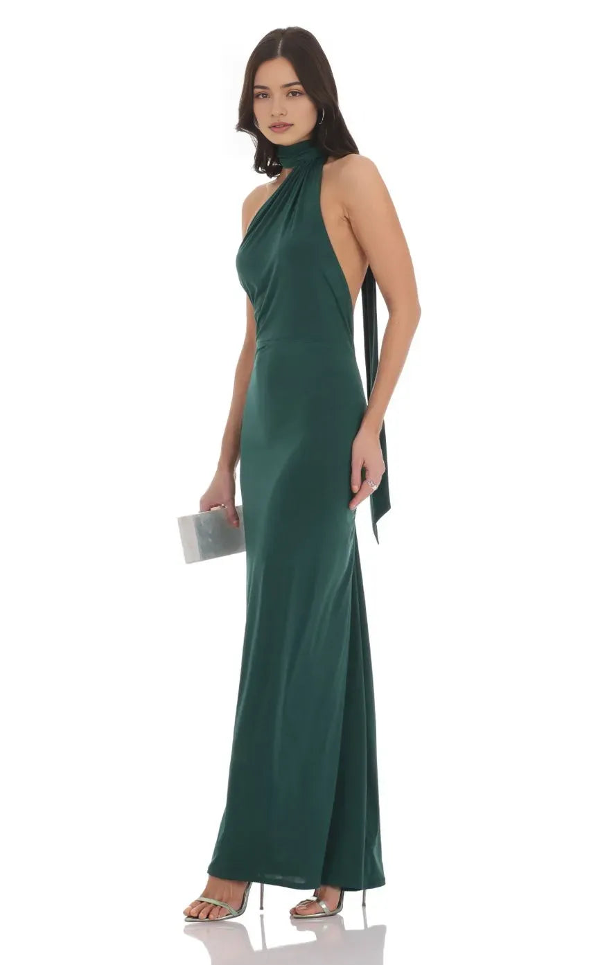 Green Dark Halter Neck Prom Dress with Asymmetric Drape Detail Bodycon Silhouette for Formal Evening Galas and Prom Nights