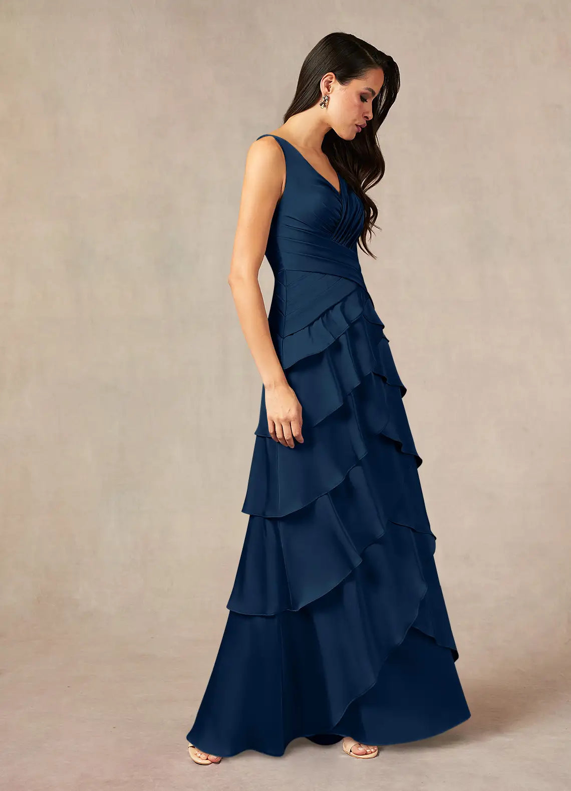 Navy Dark A-Line Pleated Mother of the Bride Dresses for Evening Sleeveless V - Neck Tiered Ruffled Skirt
