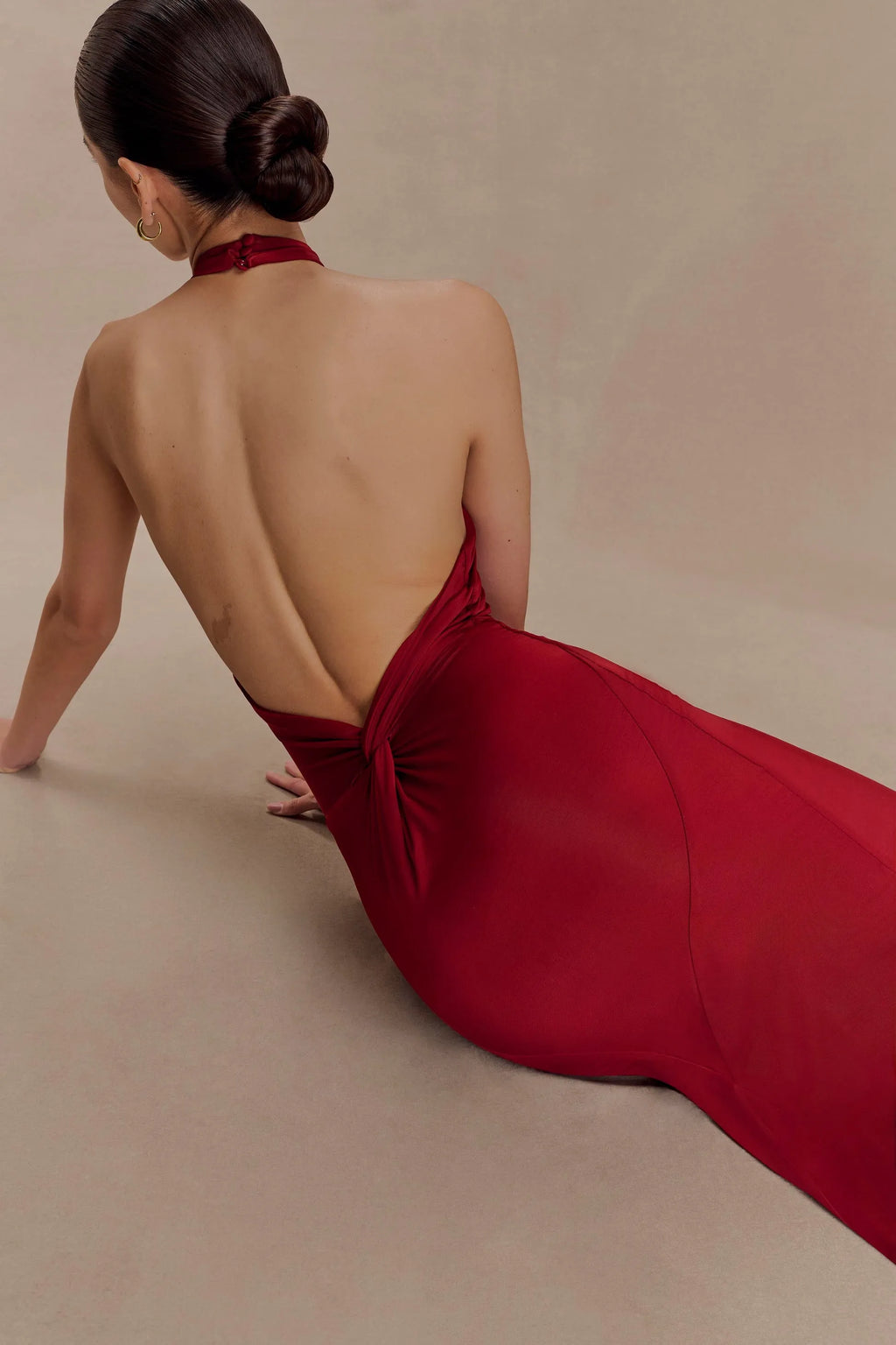 Red Deep Sheath Halter Neck Sleeveless Open Back Floor-Length Prom Dresses