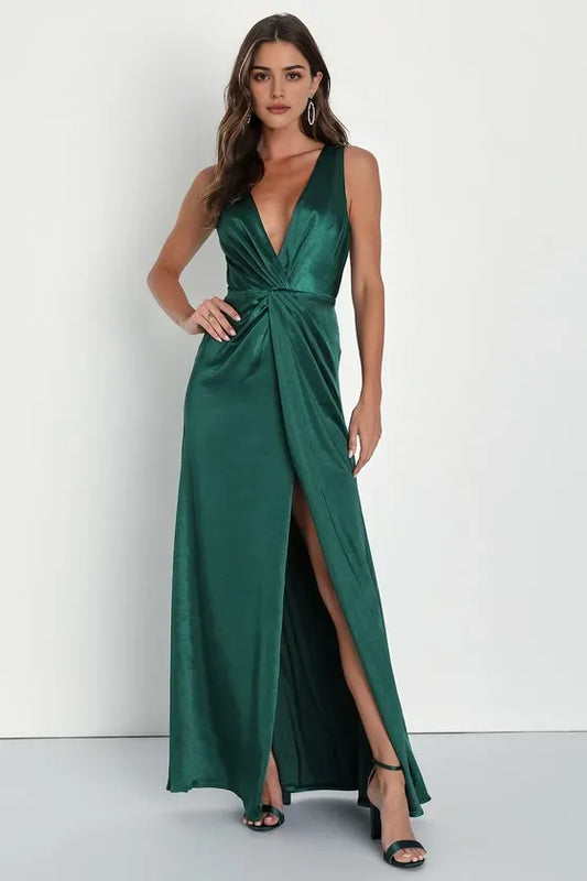 Luxurious Green Slit A-Line V-Neck Classic-Sleeve Classic-Back Floor-Length Evening Dress