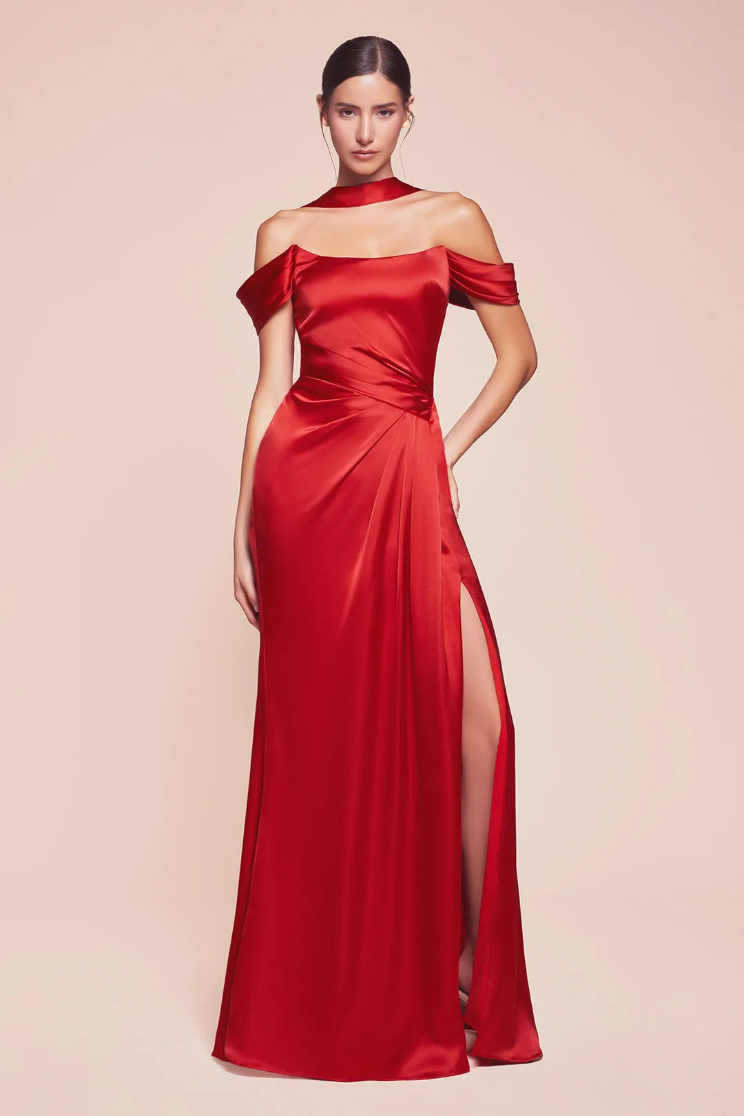 Green Emerald Off - Shoulder Prom Dress with Draped Waist and High Side Slit for Formal Occasions