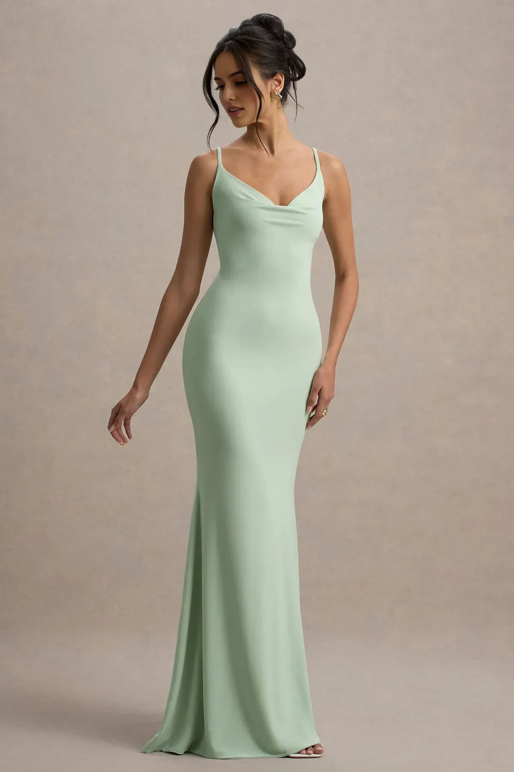 Green Prom Dress with Spaghetti Straps Low - Back Design and Insert for Formal Occasions