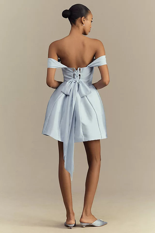 Light Blue Off -Homecoming Dresses with Bow Detailed Neckline and Flared Skirt Perfect for Stylish Back to School Dances and Events