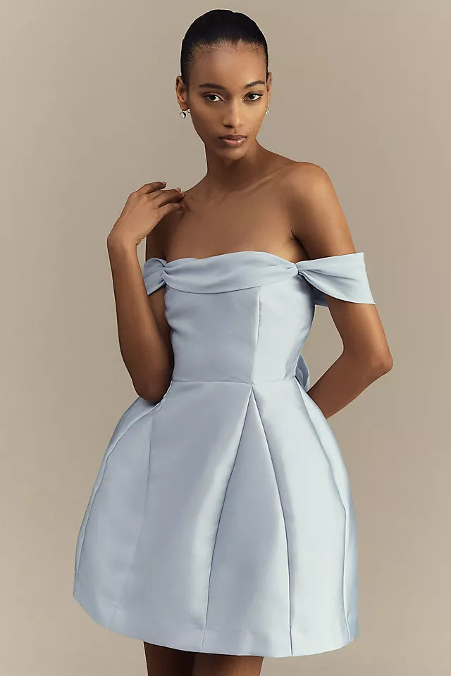 Light Blue Off -Homecoming Dresses with Bow Detailed Neckline and Flared Skirt Perfect for Stylish Back to School Dances and Events