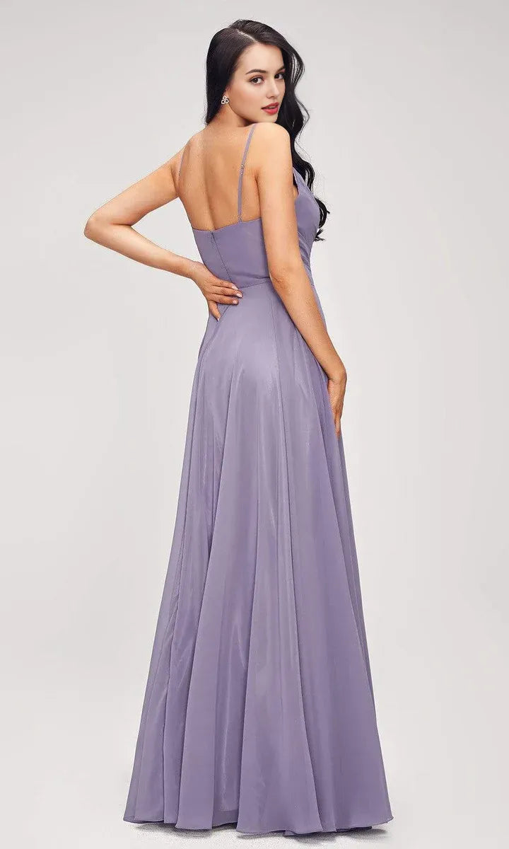 Lilac Evening Dresses with V Neckline Ruched Bodice and Flowing A Line Skirt Ideal for Formal Events Weddings and Galas