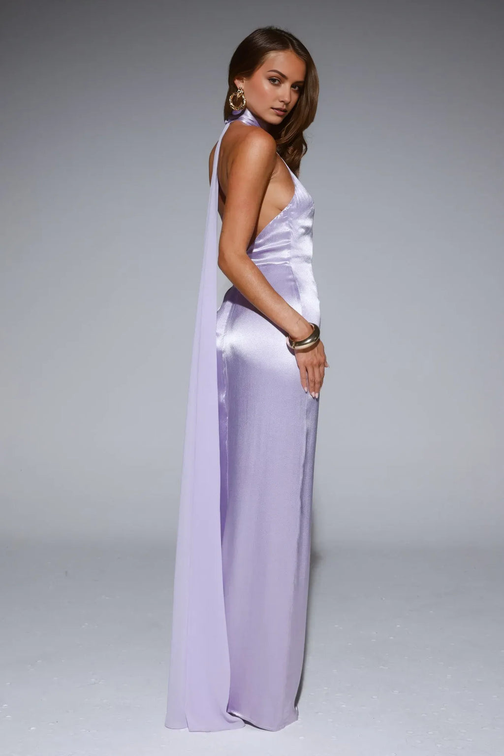 Lilac Sheath Halter Neck Sleeveless Open Back Floor-Length Prom Dresses with High Slit