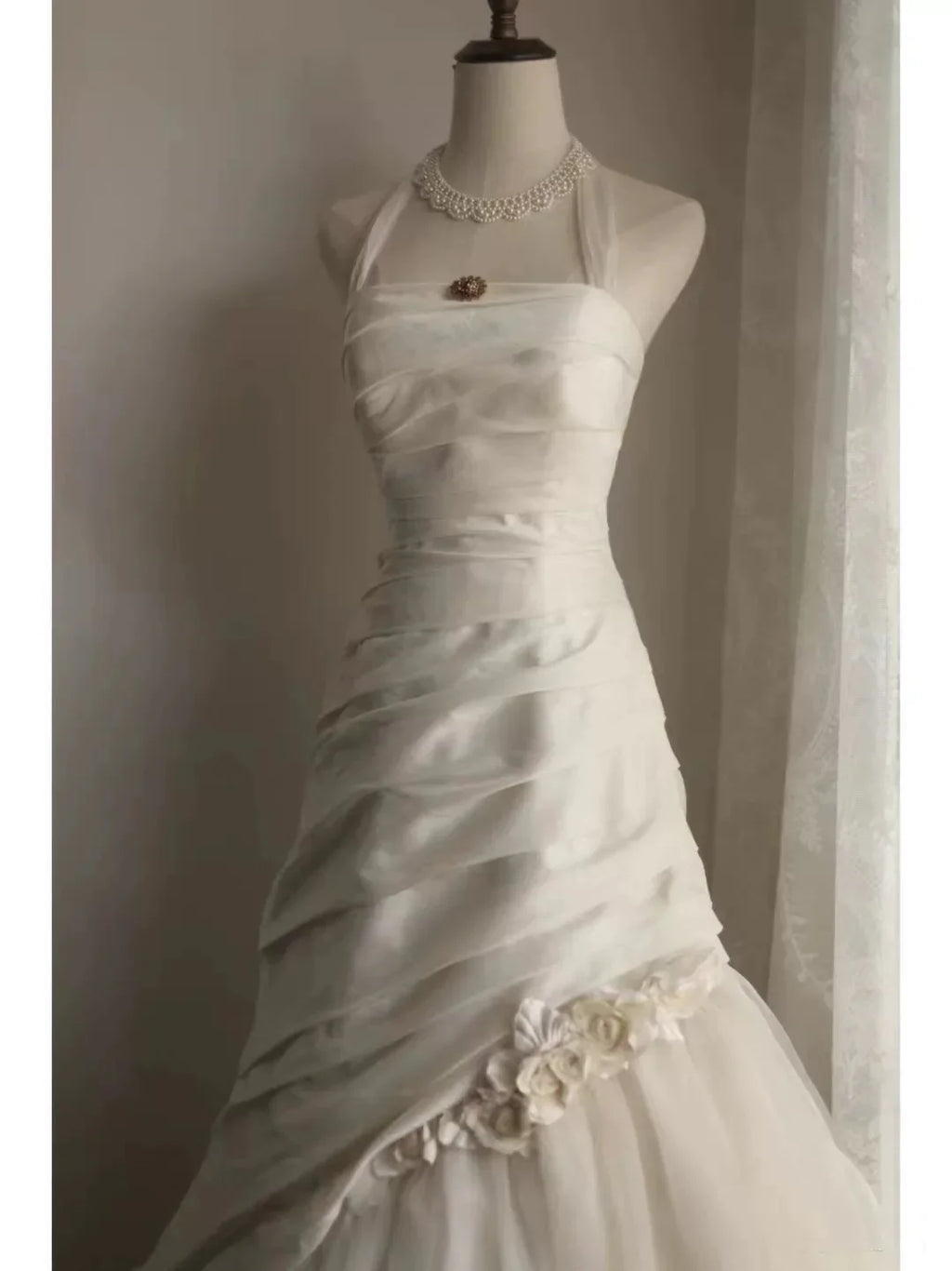 Ivory Mermaid Halter-Neck Floral-Appliqué Wedding Dresses