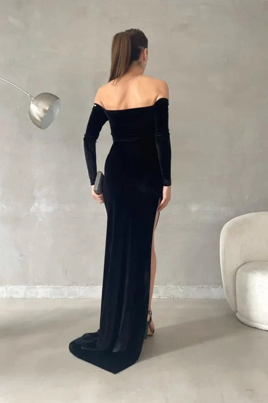 Elegant Black Beaded Mermaid Classic-Neck Long-Sleeve Classic-Back Floor-Length Evening Dress
