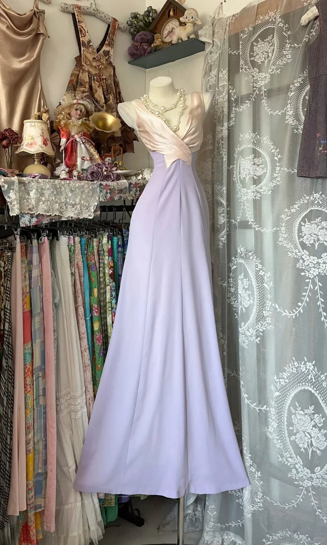 Lavender Mermaid V-Neck Sleeveless Contrast Maxi Prom Dress
