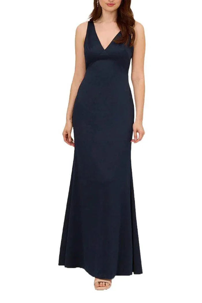 Navy Blue Mermaid Evening Dresses featuring Plunging V - Neck and Flowy Fit to Elevate Your Night