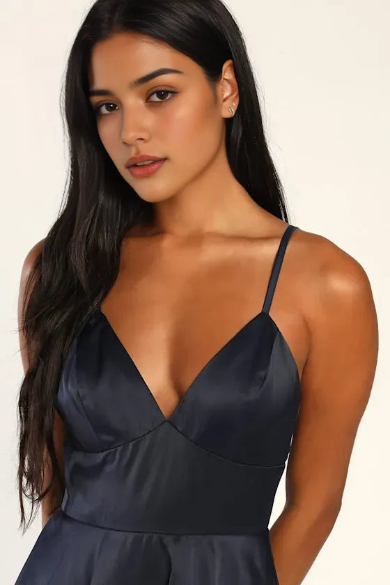 Navy Blue Evening Dresses with Spaghetti Straps, Plunging V - Neck and Tiered Peplum Skirt for Sophisticated Black